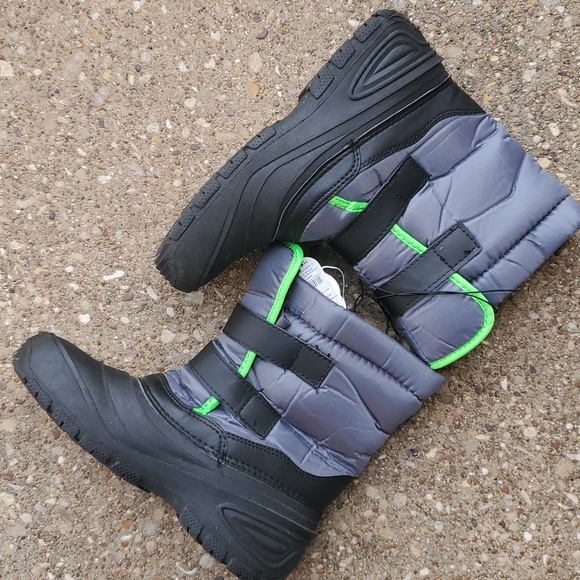 Wonder Nation Snow Boots Black Grey Big Kid Youth 5 Lined Skid Resistant - Picture 6 of 8